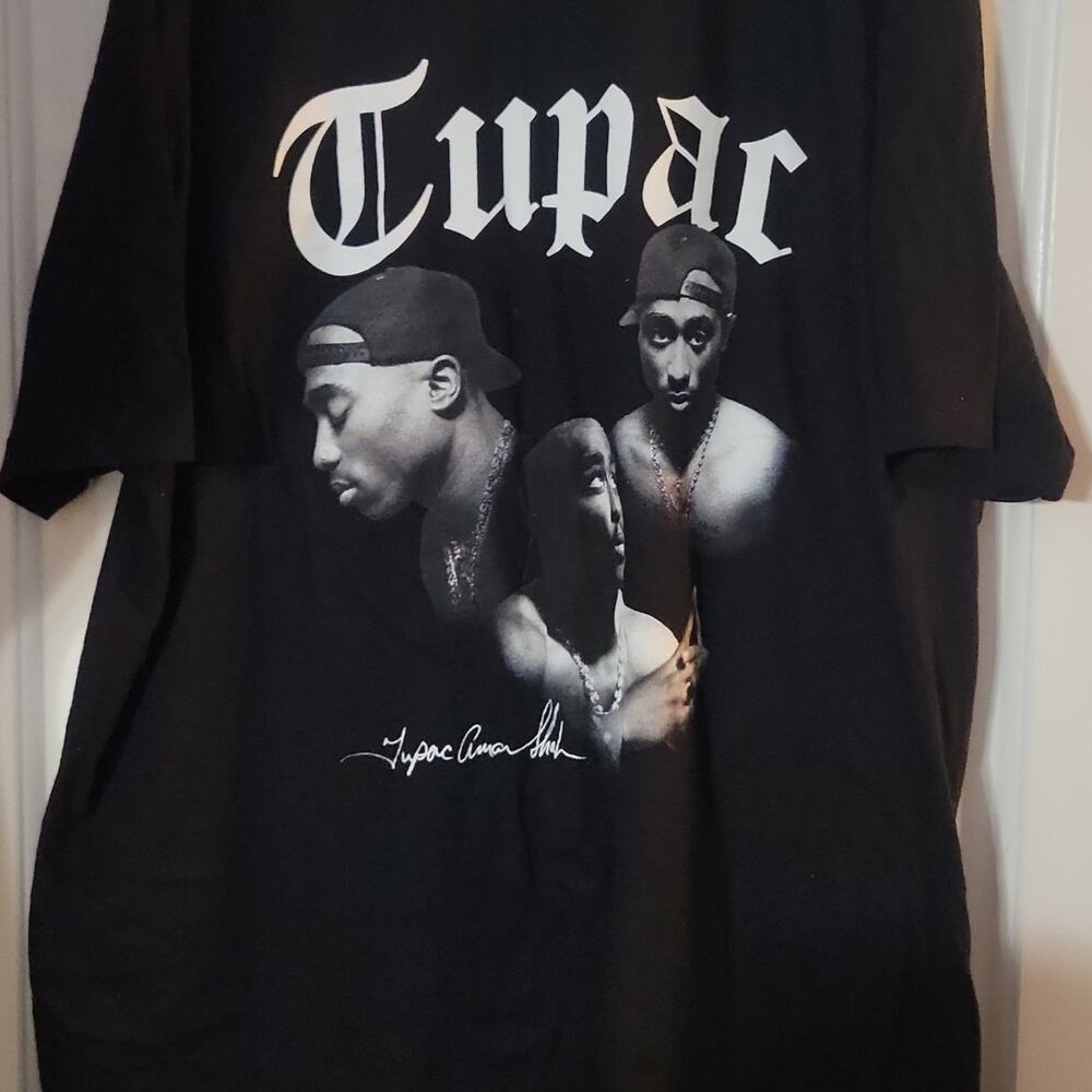 Tupac Amaru Entertainment T-shirt Size XL
